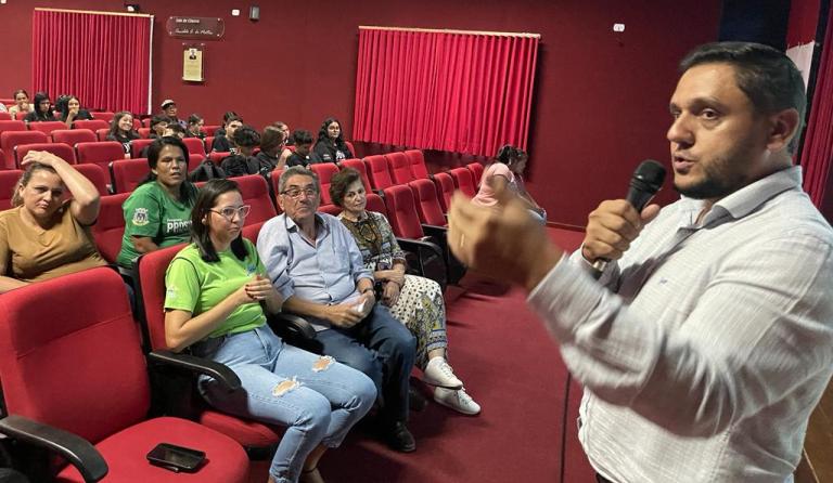 Em Porto Murtinho, Sebrae/MS e Prefeitura promovem ação para impulsionar a geração de renda