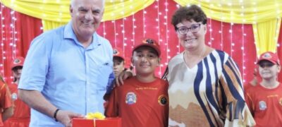 Alunos do Projeto Bombeiros do Amanhã participam de formatura realizada pela Prefeitura de Caracol