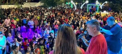Bela Vista: Em noite de Paz e Emoção, Prefeitura inaugura Luzes de Natal