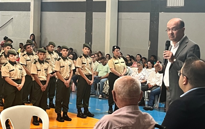 Durante formatura, Barbosinha anuncia mais R$ 369 mil para a Guarda Mirim de Dourados