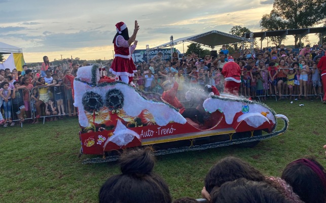 Cooperoeste participa da chegada do Papai em São Gabriel