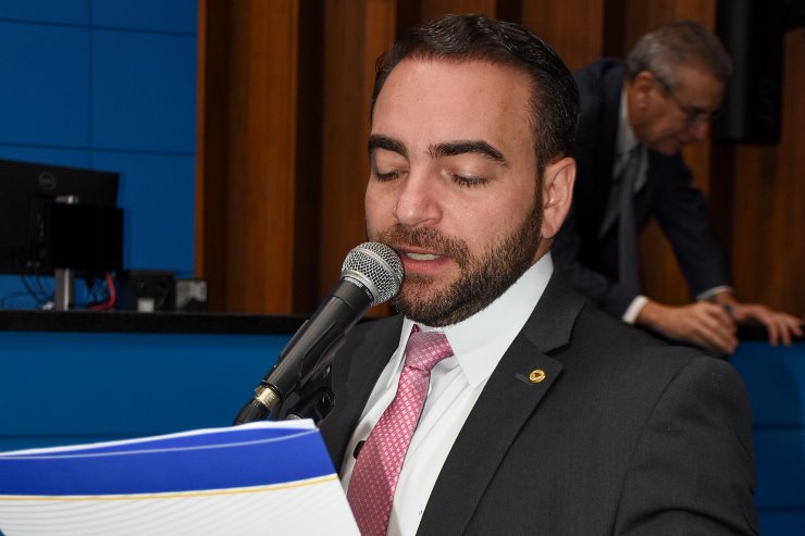 Pedido de João César Mattogrosso, licença-paternidade de 20 dias para PM e Bombeiros avança em MS