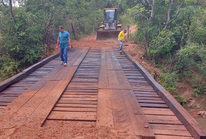 Bela Vista: Secretaria de Obras recupera ponte na região do Ressaca