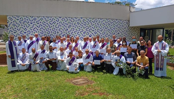 CCM promove formação para Diáconos Permanentes abordando sua identidade e responsabilidade Missionária