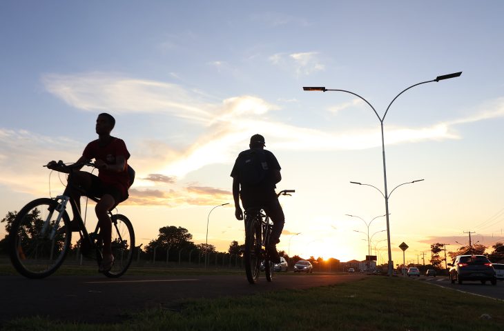 Quinta-feira tem temperaturas acima da média e município de MS pode atingir 40°C