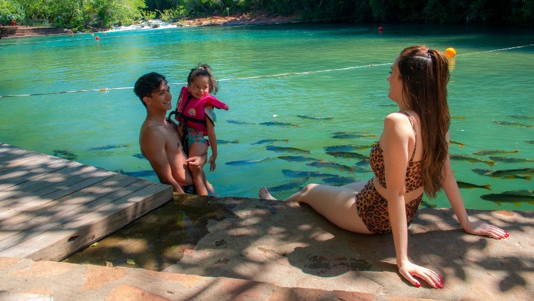 Baixa temporada em Jardim tem combo de um dia no Buraco das Araras e Ecopark