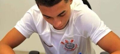 Mato-grossense de 15 anos assina contrato para jogar no Corinthians