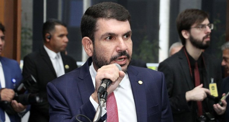 Deputado Jamilson solicita convocação de aprovados em concurso realizado pela Secretaria de Estado Educação,  para o município de Angélica