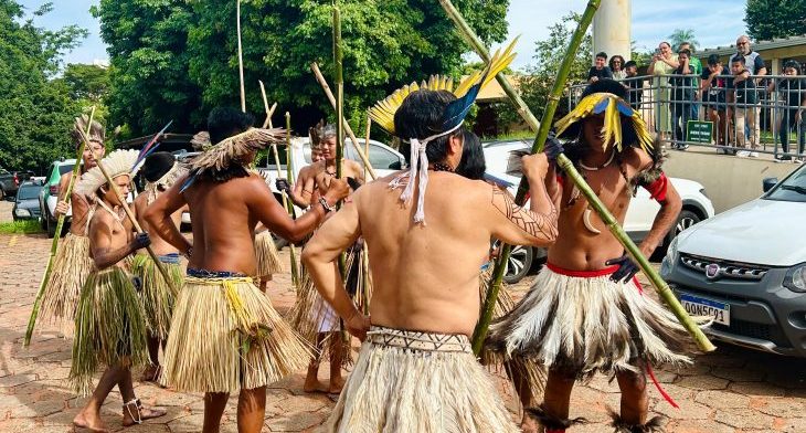 ‘Aldear Espaços’ é ação da Cidadania que leva cultura indígena a prédios públicos