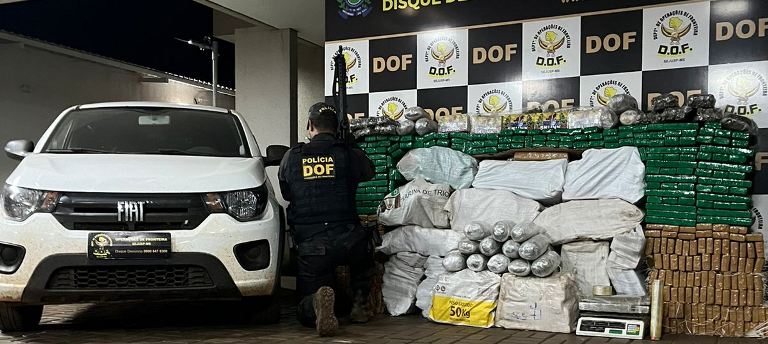 Veículo furtado em São Paulo é recuperado pelo DOF carregado com mais de meia tonelada de maconha