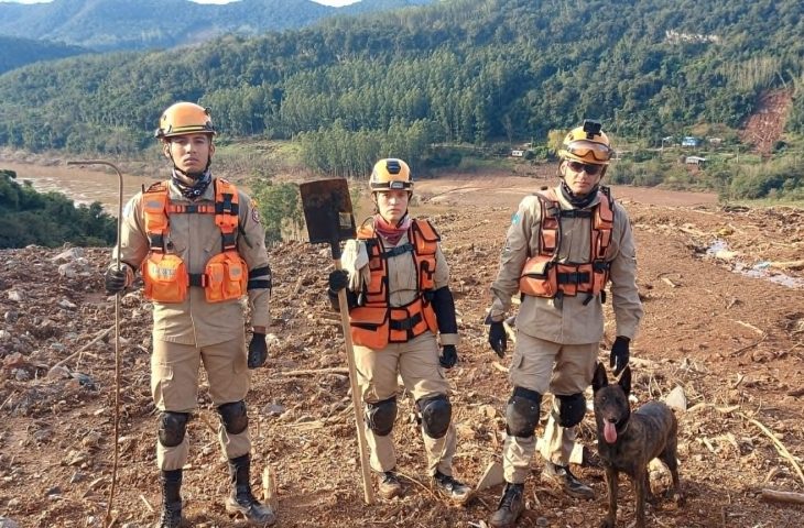 Equipes de MS seguem com buscas e resgates em cenário devastado por enchentes no Rio Grande do Sul