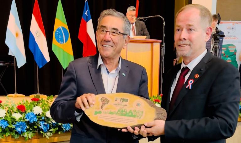 Prefeito Nelson Cintra é Homenageado pelo 5º Fórum da Rota Bioceânica