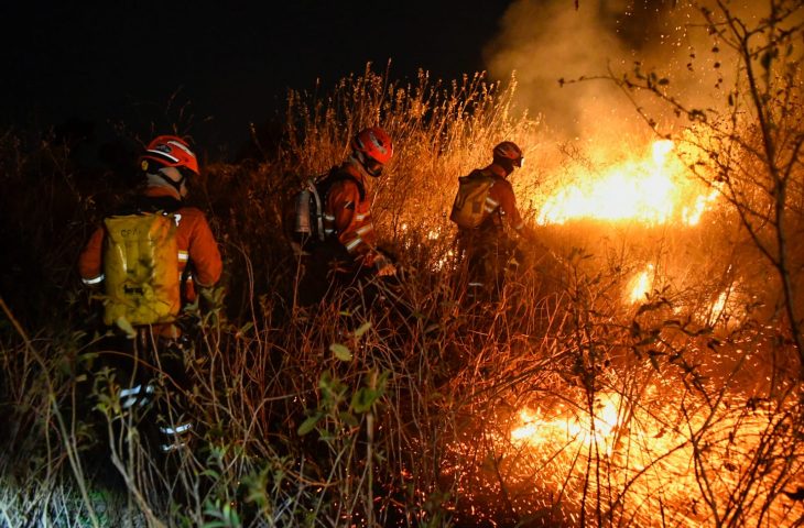 Após pedido do Governo de MS, aeronaves e Força Nacional vão reforçar combate aos incêndios no Pantanal