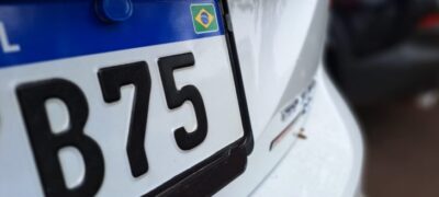 Junho é mês de licenciar veículos com placas terminadas em 4 e 5 no Mato Grosso do Sul