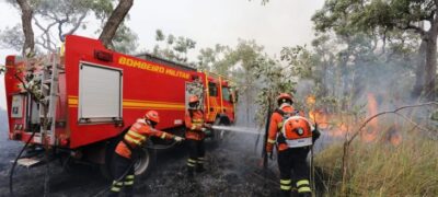 Combate aos incêndios florestais no Pantanal conta com ‘reforço’ de garoa e queda na temperatura