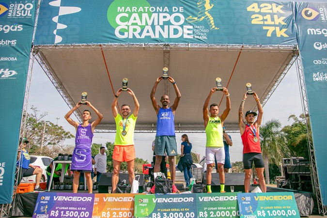 Maratona de Campo Grande reuniu mais de três mil atletas e teve quebra de recordes