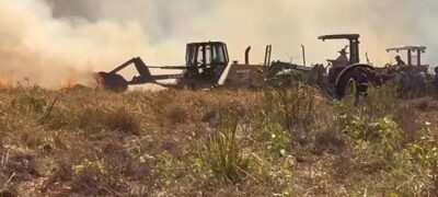 Incêndio que teve início em caminhão atolado se alastra e mobiliza equipes no Pantanal