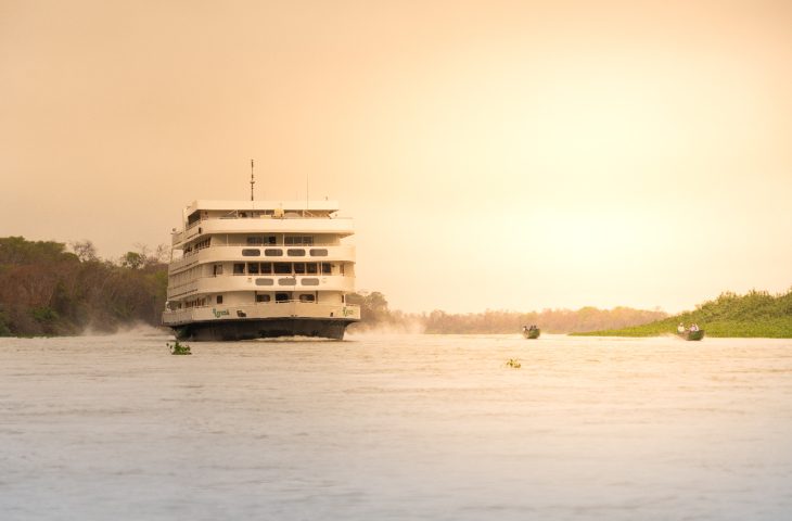 Rio extenso e milhões na economia: turismo no Pantanal atrai visitantes do mundo