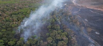 PMA de Rio Negro Combate Grande Queimada em Fazenda na Fronteira dos Biomas Cerrado e Pantanal