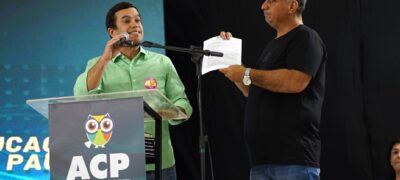 Beto Pereira assina compromisso com educadores e reafirma planos para transformar a educação em Campo Grande