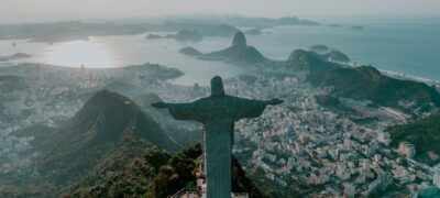 Cristo Redentor ganha medalha olímpica em homenagem aos atletas brasileiros