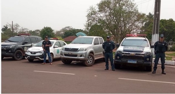 Ação entre Policia Militar, Policia Civil e a investigação Criminal do Paraguai recupera camionete roubada em Bela Vista