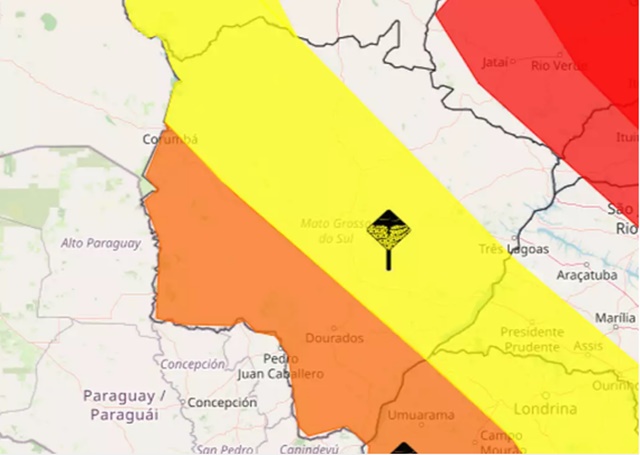 Alerta máximo, 48 cidades de MS estão sob risco de tempestades severas