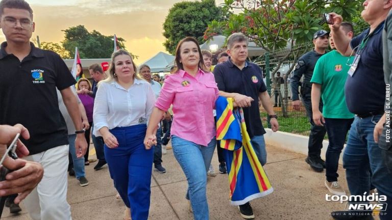 Adriane volta fortalecida com apoio da maioria dos vereadores em Campo Grande