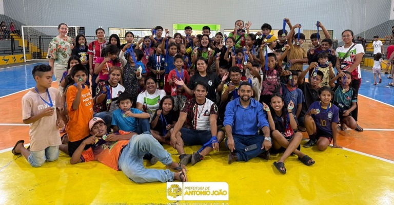 Jogos Municipais Escolares de Antônio João Premiou Mais de 600 Alunos em Celebração ao Esporte e à União