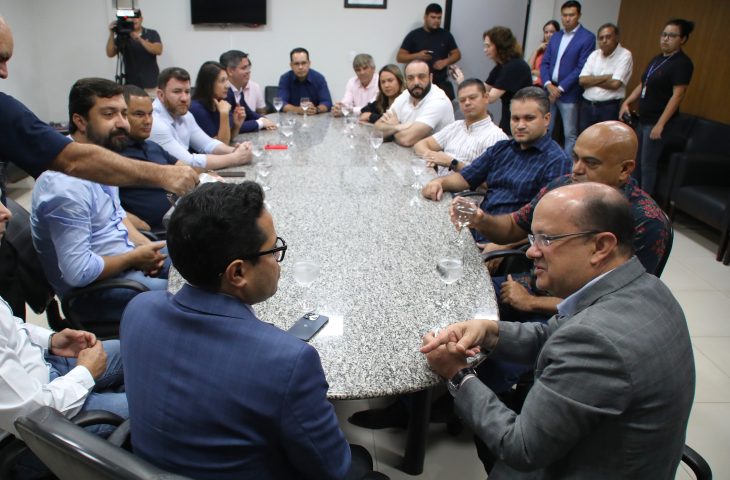 Governador em exercício reforça parcerias em agenda municipalista e harmonia entre poderes