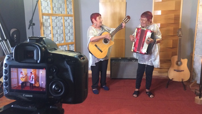 Documentário “Beth e Betinha” terá sessão especial em Brasília nesta sexta-feira