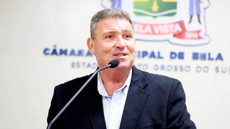 Vereador Xande pede melhorias em infraestrutura e segurança viária durante sessão ordinária