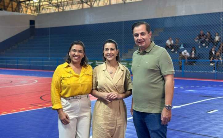 Senadora Soraya Thronicke entrega novo piso modular do Ginásio Ticão e reforca investimento de R$ 1 milhão no esporte de Jardim