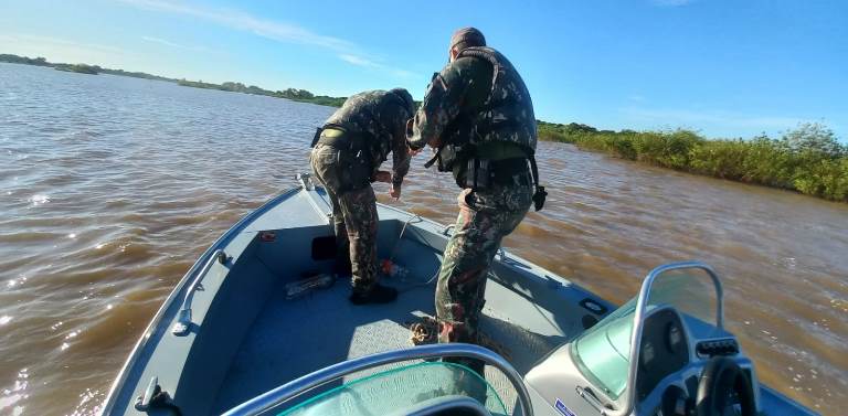 PMA continua fiscalização intensa na fronteira com Porto Murtinho visando ao combate à pesca predatória