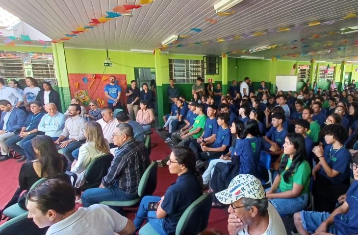 Ponto de Entrega Voluntária de resíduos inova e traz conceito educativo em escola estadual de MS