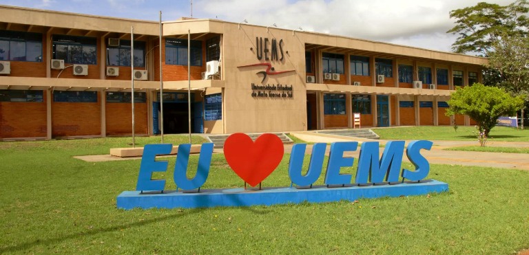 UEMS tem 59 cursos com vagas abertas para portadores de diploma de ensino superior