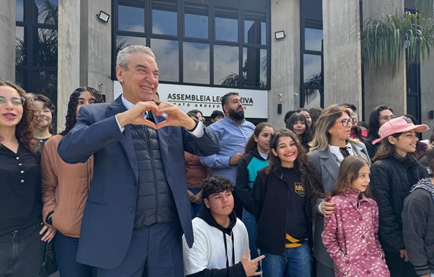 A convite de Paulo Corrêa, integrantes da Banda Municipal de Bonito visitam a ALEMS
