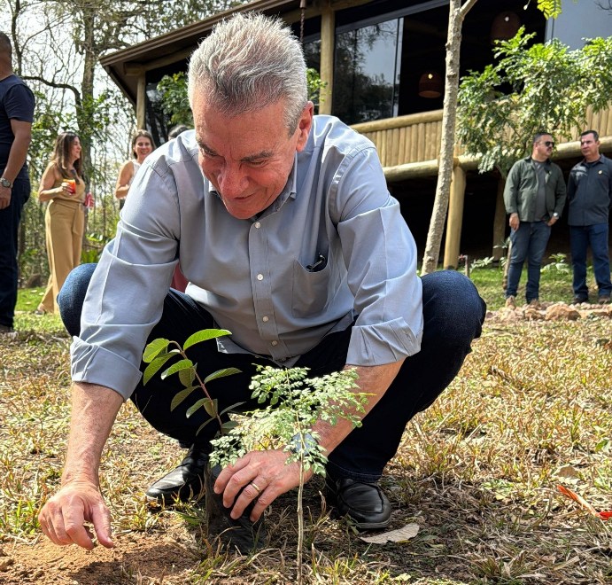 Em Bonito, Paulo Corrêa reforça compromisso com meio ambiente e destaca programa de pagamento por serviços ambientais