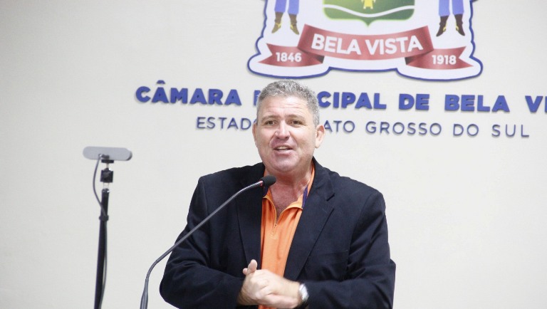 Vereador Luís Alexandre Palmieri cobra atendente de educação especial nas escolas