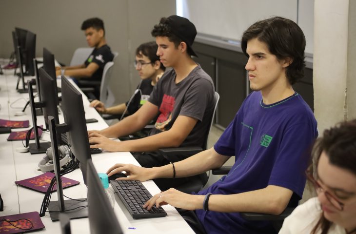 Governo de Mato Grosso do Sul abre portas e transforma vidas com qualificação profissional e emprego