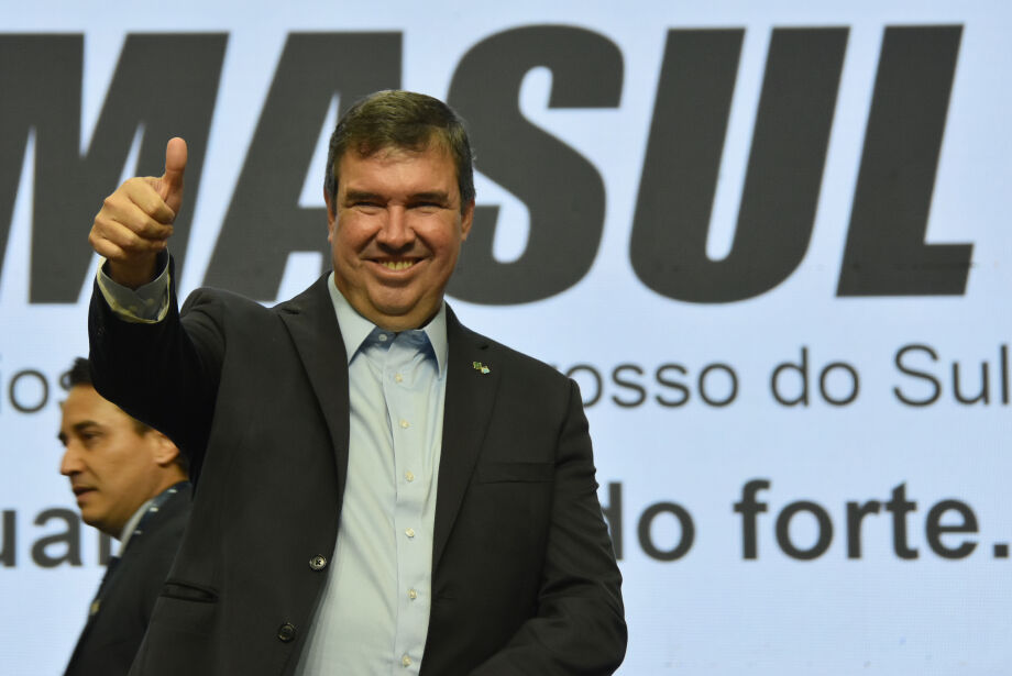 Eleições 2026: pesquisa confirma reeleição de Riedel no primeiro turno em MS