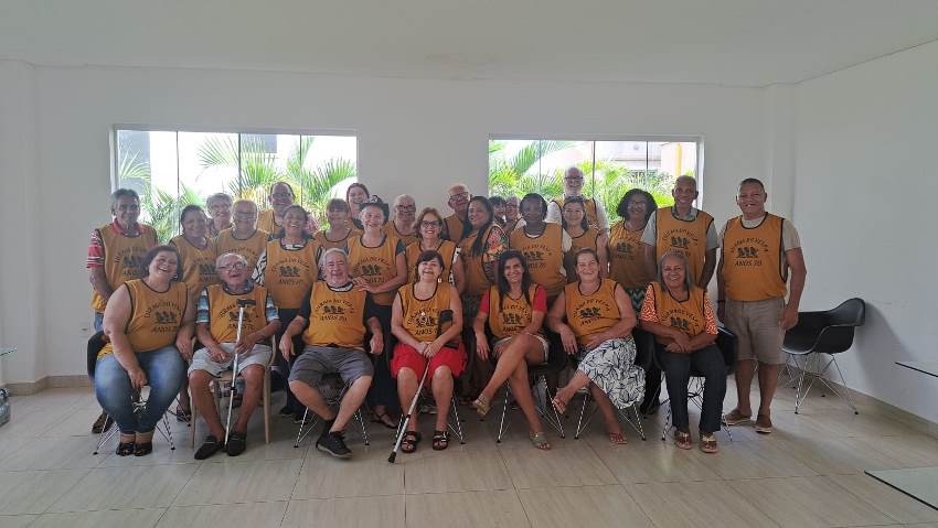 Jovens dos anos 70 fecham 2025 em grande estilo