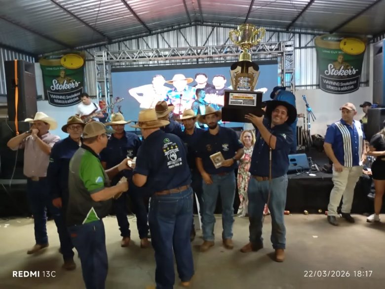 Clube do Laço Lino Amaral Cardinal conquista Taça de Ouro inédita no 48º Encontro Estadual de Laço Comprido