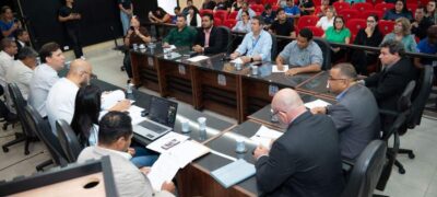 Reunião pública de vereadores com Energisa cobra soluções sobre péssimo serviços em Ponta Porã