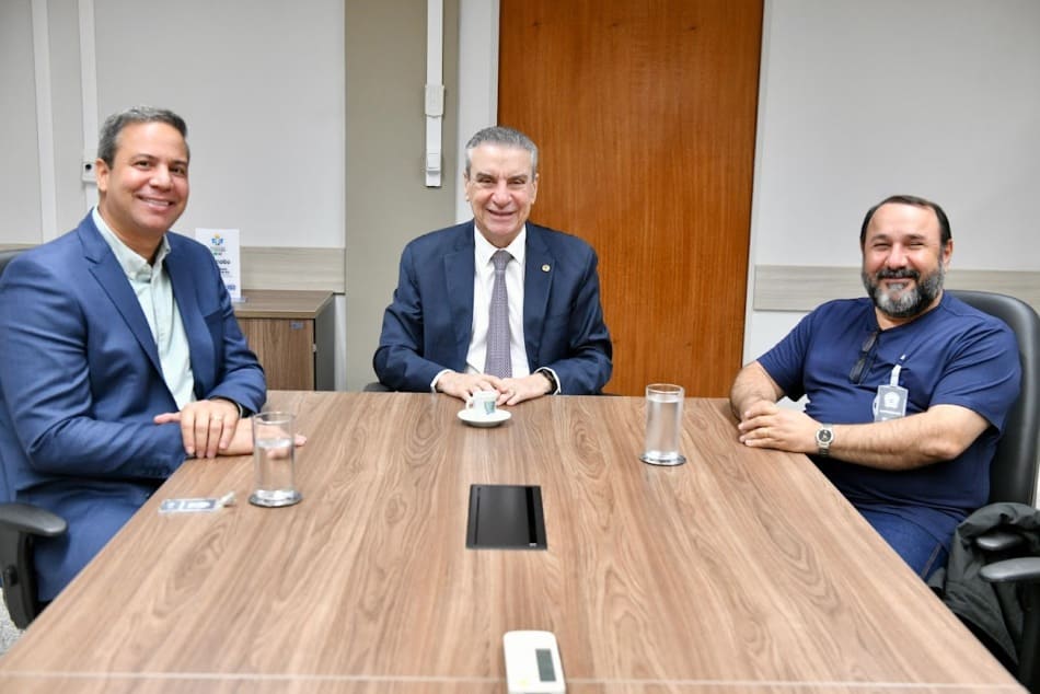 Parceria entre Paulo Corrêa e Fiems garante Biblioteca Indústria do Conhecimento em Itaporã