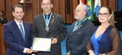 Dr. Alcibíades Amarilla é homenageado pela ALEMS com Medalha de Honra ao Mérito em reconhecimento ao trabalho voluntário