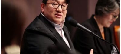Polícia pede prisão do fundador de agência do BTS na Coreia do Sul por lucro ilegal de R$ 730 milhões