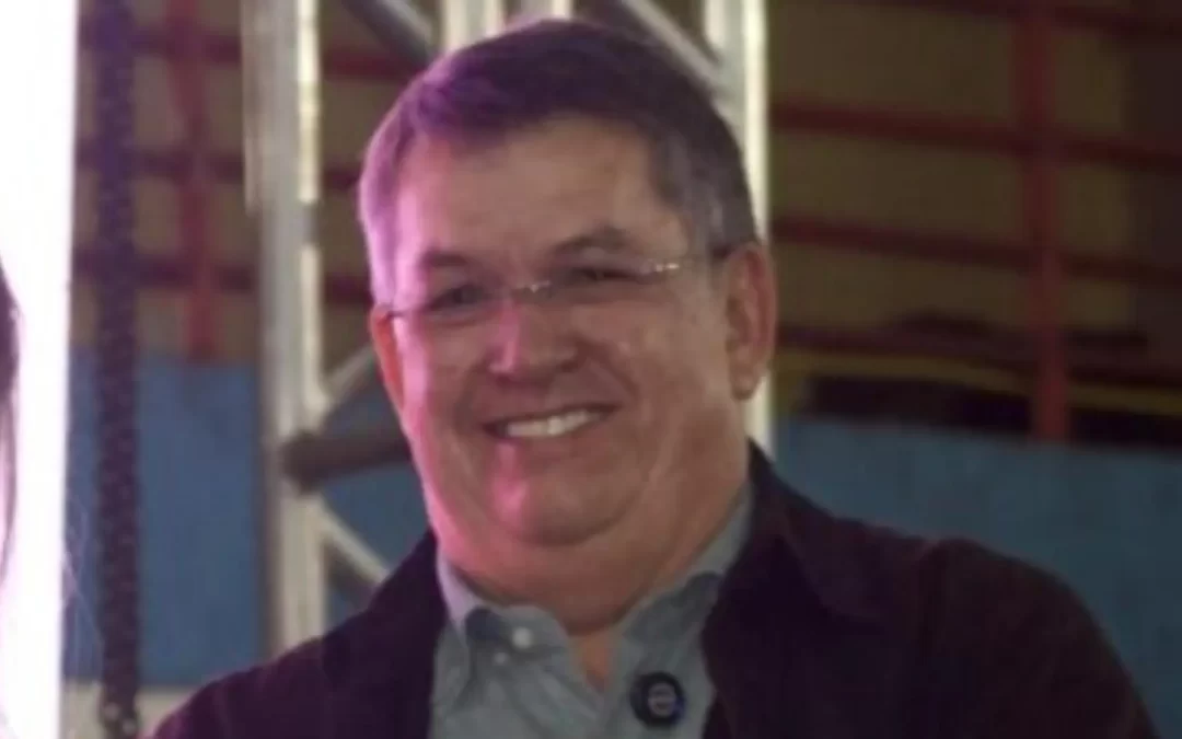 Prefeito de Ribas contratou ex-servidora e pagou R$ 48 mil adiantados, aponta investigação
