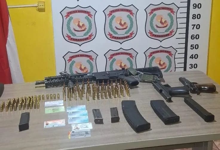 Brasileiro é preso na fronteira com submetralhadora, pistolas e munições