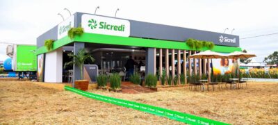 Sicredi é destaque por facilitar acesso a soluções financeiras durante a Showtec 2026